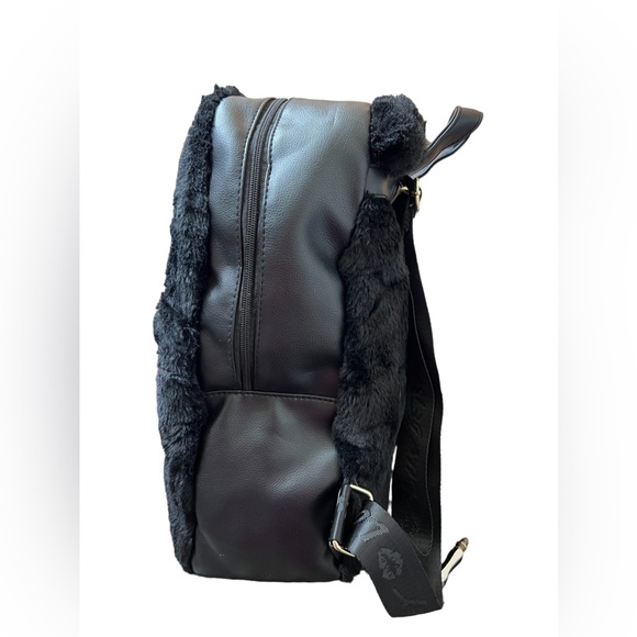 BETSEY JOHNSON - Large/Full Size Panda Hoodie Convertible Backpack Never Used it - Picture 2 of 8